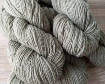 Knitting wool yarn.Naturale sheep wool yar ,Hacky  wool yarn ,Crochet yarn