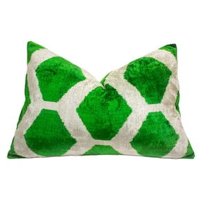 Capa de Almofada Ikat de Veludo Verde: Almofada Hexagonal Geométrica Moderna