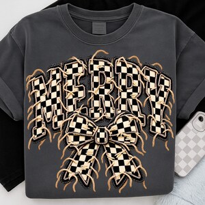 Sztuczna podarta kratka w wesołym PNG, czarno-biała szachownica świąteczna, imitacja naszywki z kokardką, retro świąteczny wzór sublimacji w stylu uniwersyteckim