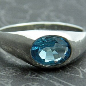 Sterling silver ring with aquamarine