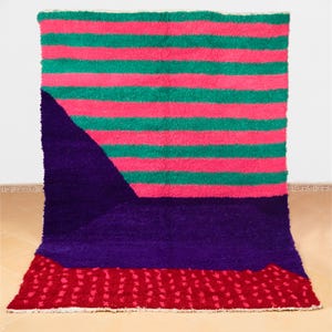 Handgefertigter Blauer Teppich von Beni Ourain, Berber Wollteppich, Boho Wohnzimmer, Schlafzimmer Dekor, Solides Schlichtes oder Abstraktes Design, Geschenk