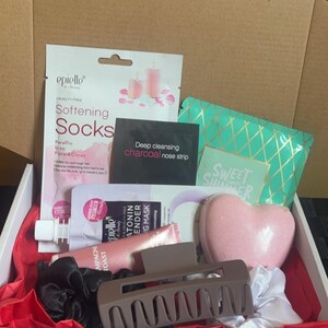 Self-Care Spa Mystery Box – Relaxation & Beauty Essentials
