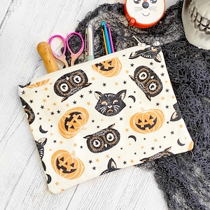 Notions Pouch, Cat Zipper Pouch, Knitting Organizer, Best Friend Gifts