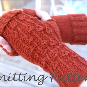 Allium Fingerless Gloves Knitting Pattern PDF