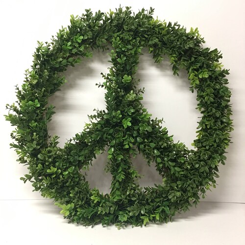 22 Inch Metal Peace Sign Wreath or Wall Art Rustic Sculpture Etsy