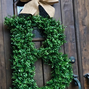 24 inch Boxwood Letter Wreaths-Set of 2 immagine 3