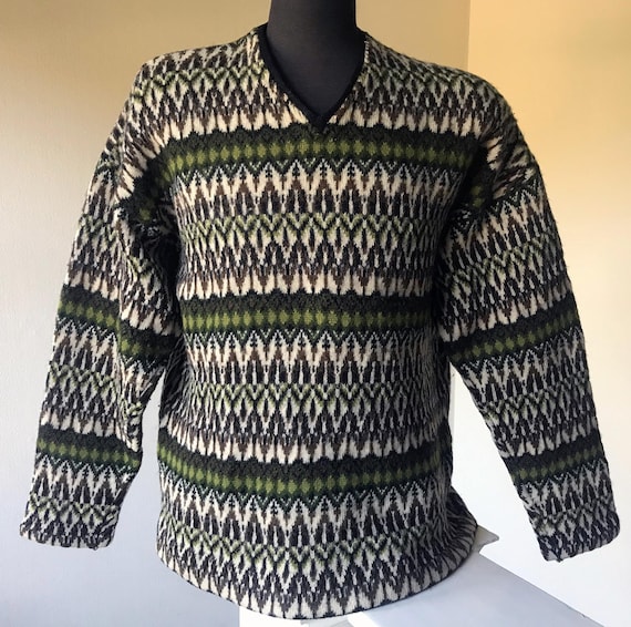 60's Super Fabulous Norwegian V-Neck Men's Ski Pul
