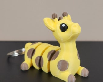 Articulating Giraffe Keychain - Yellow Color! Flexi Gift, Fidget Toy, PLA. Baby Giraffe mini. Giraffe Gift! Stim Charm.