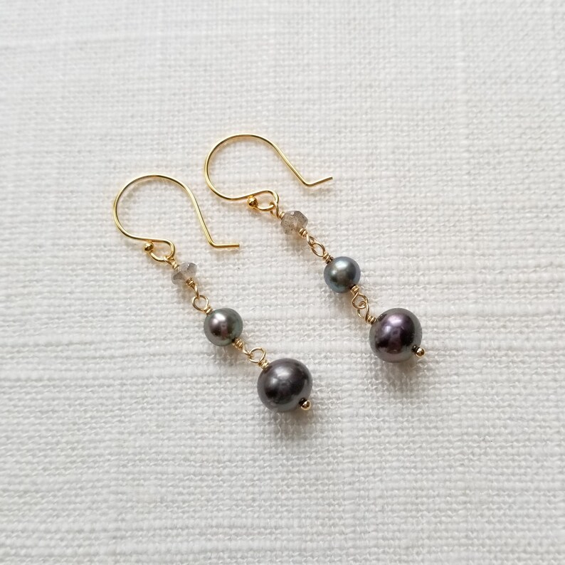 Peacock Gray Pearl and Labradorite Dangle Earrings image 4