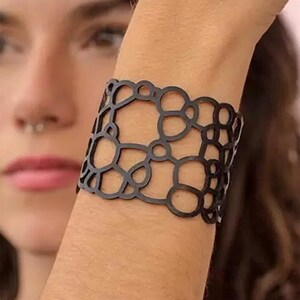 Tun Bubbles Rubber Bracelet