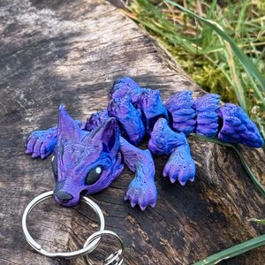 Cinderwing Tiny Wolf Keychain – Cute, Durable, Articulated and Perfect for Animal Lovers - Unique Gift