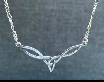 Simple Trinity Knot Necklace.