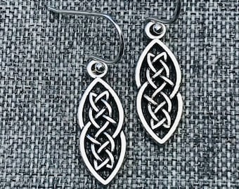 Sailors Knot Irish Earrings. Celtic Knot Jewelry.