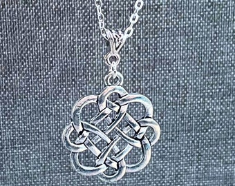 Dara Celtic Knot Pendant Necklace