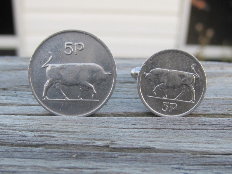 Vintage Coin Cufflinks. Celtic Jewelry Large Silver 5 Pence Irish Coins Celtic Cuff Links