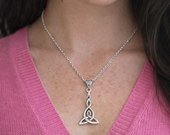 Celtic Mother Knot Irish Necklace. Book of Kells Pendant. Family Symbol. Silver plate.