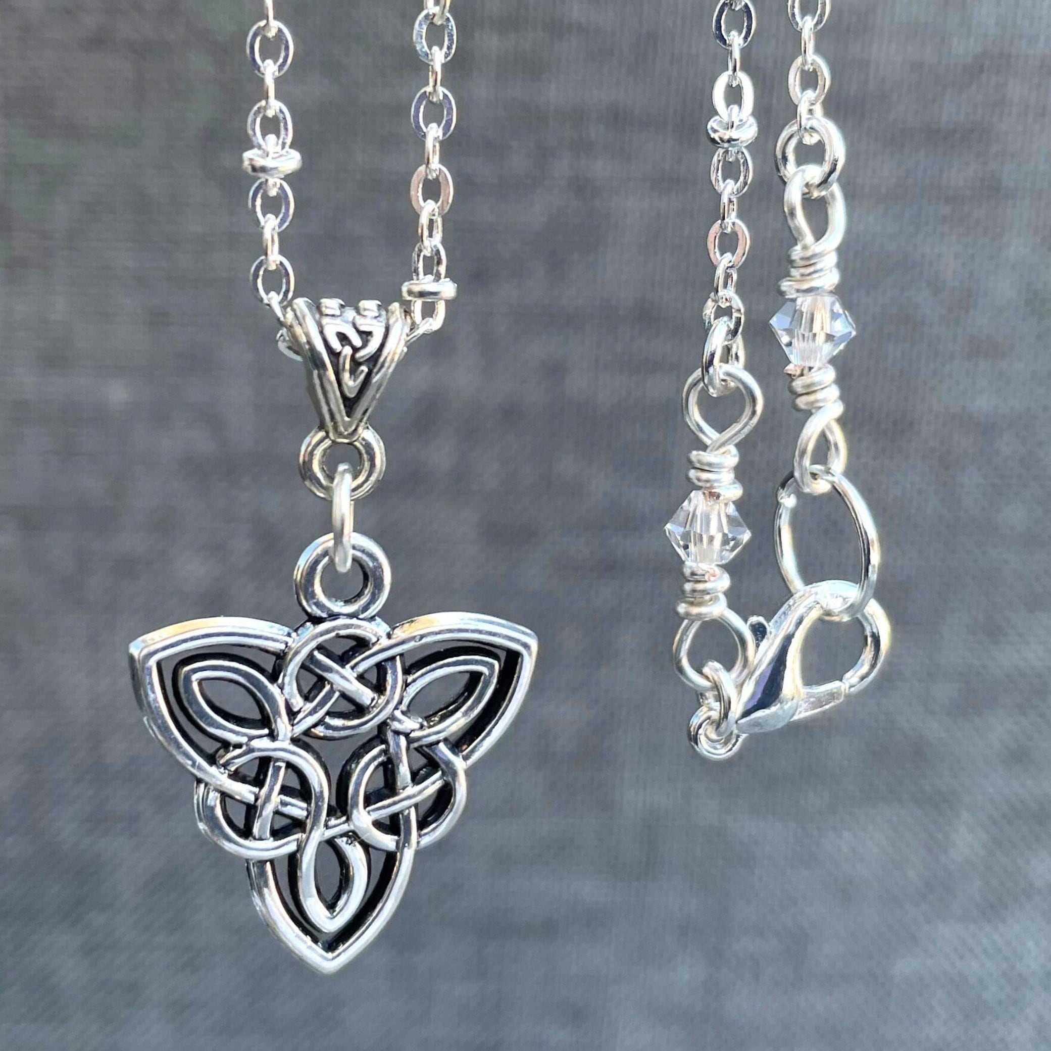 Collana Uomo Con Ciondolo Nodo Celtico E Triquetra – Acciaio Inossidabile Argento