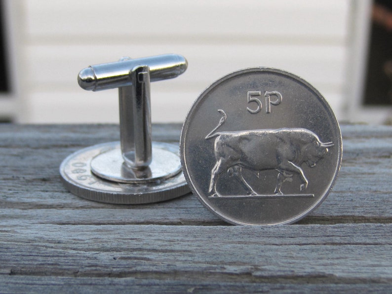 Vintage Coin Cufflinks. Celtic Jewelry Large Silver 5 Pence Irish Coins Celtic Cuff Links