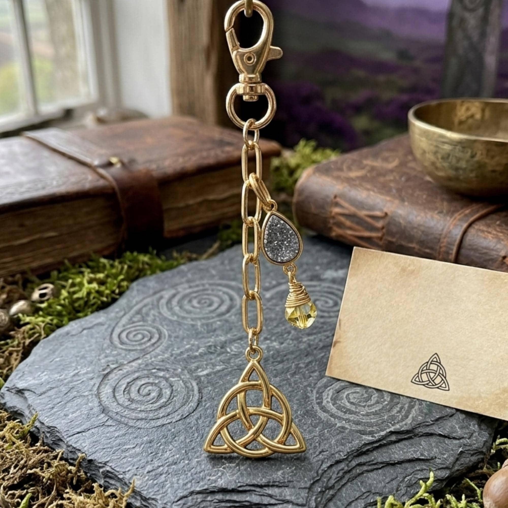 Trinity Celtic Knot Zipper Tassel. Gold Key chain. Irish purse bag dangle charm.