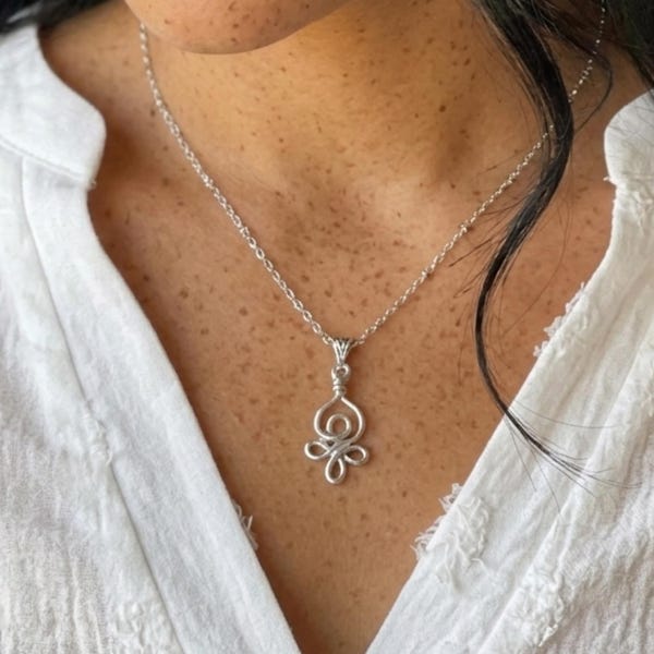 Celtic Mother Knot Irish Necklace. Symbolic Family Pendant. Silver plate.