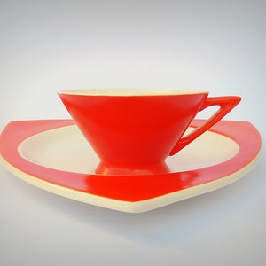 Atomic Art Deco Salem Streamline Cup w/ Tricorne Saucer in Mandarin Orange Graded & Priced by Condition image 1