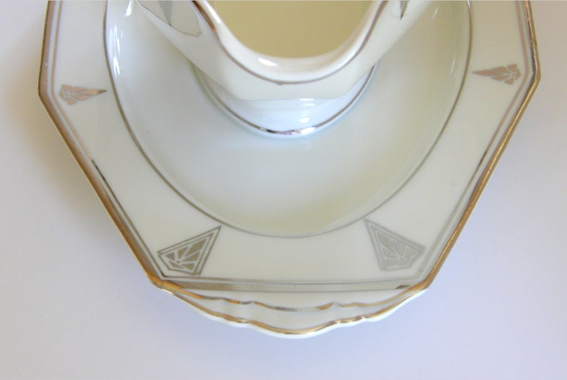 Art Deco Gravy Boat, Deauville by Community China 1930's Ivory Bavarian Porcelain w/ Platinum Trim & Chevrons, Vintage Wedding China image 5