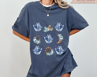 Cowgirl Shirt - Comfort Colors, Cute Daughter Gift, Cowgirl Hat & Boots Shirt Toile de Jouy, Coquette Aesthetic, Western Vibe, Blue bow