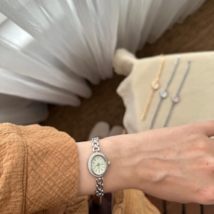 Adjustable Women Watch,  Silver Colour Woman Wrist Watch,  Vintage Design, Present for Her, Gift for Her, Steel Watch, Green Dial, Christmas