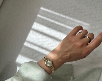 Einstellbar Frauen Uhr, Gold Farbe Frau Armbanduhr, Vintage Design, Geschenk für Sie, Geschenk für Sie, Stahl Uhr, Weißes Zifferblatt, Weihnachten