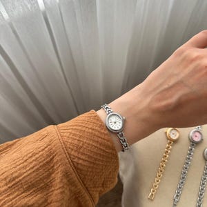 Adjustable Women Watch,  Silver Colour Woman Wrist Watch,  Vintage Design, Present for Her, Gift for Her, Steel Watch, White Dial, Christmas