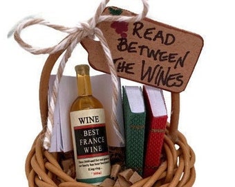 Book Club mini gift basket, mini basket, book club ornament, mini gift basket