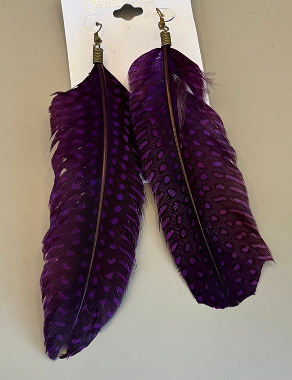 PIERCED Purple Feather Dangle Pierced Earrings, Vi