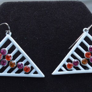 PIERCED Vintage White Enamel, Multi-Colored Rhinestone Triangle Pierced Earrings (AF3)