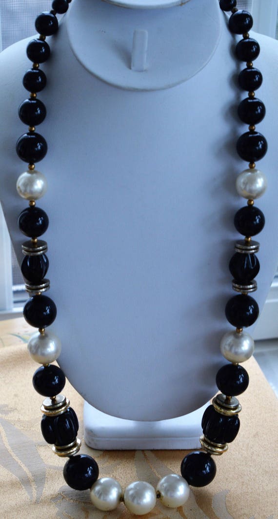 Faux Pearl, Black Beaded Plastic Necklace, 31", V… - image 1