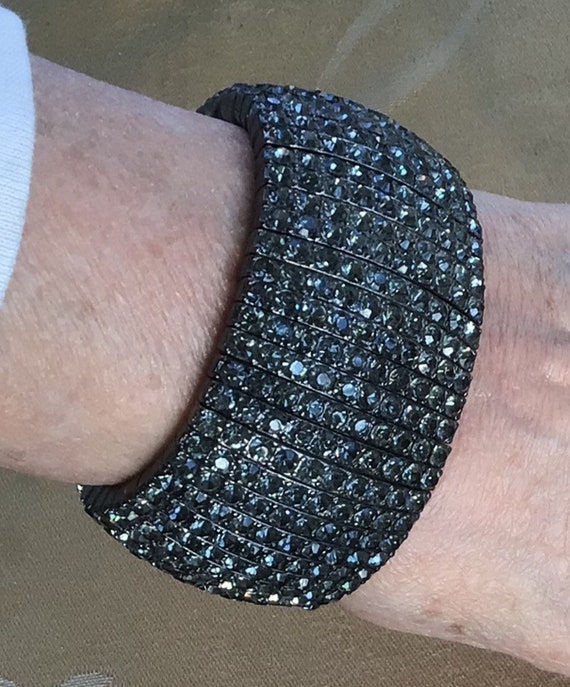 Gray Rhinestone, Gunmetal Elastic Bracelet, Vintag