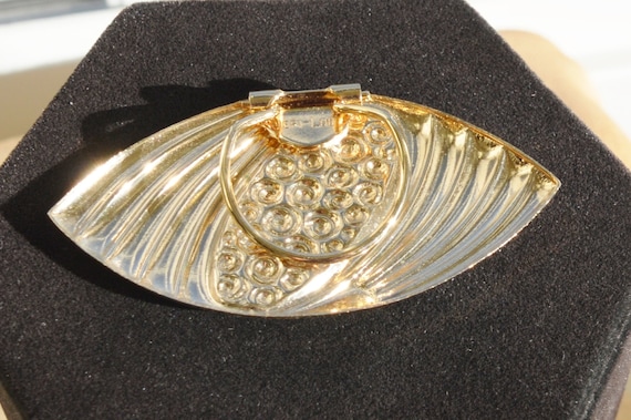 Pretty Vintage Gold tone Modernist Scarf Ring, Je… - image 2