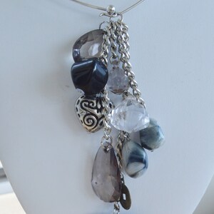 Pretty Vintage Black, Gray, Clear Plastic Heart, Teardrop Dangle Wire Collar Necklace, Silver tone