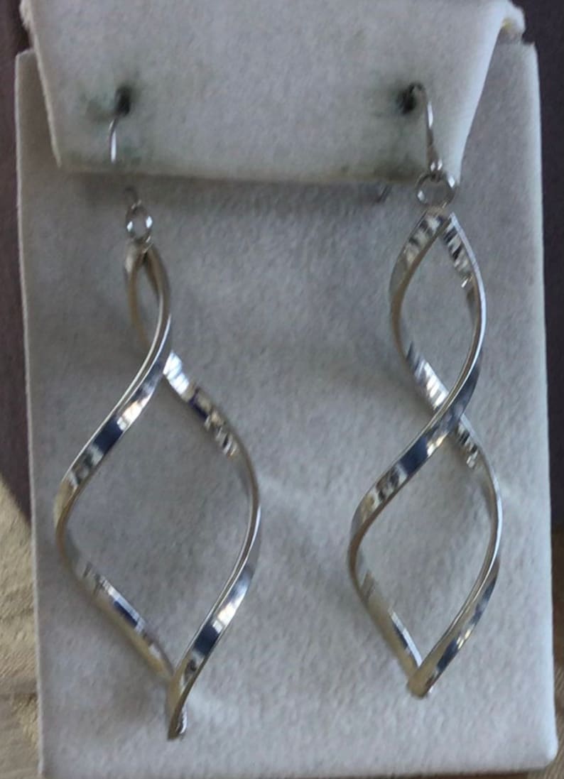 Vintage W13 Silver tone Twisted Dangle Pierced Earrings