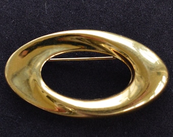 NAPIER Gold tone Oval Brooch, Pin, Vintage (D15TB)