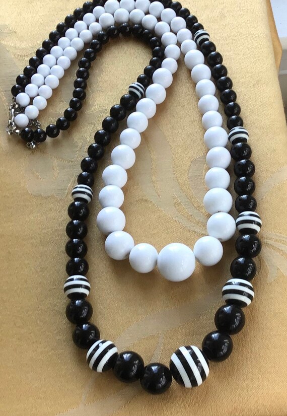 Black, White Plastic Beaded Double Strand Necklac… - image 2