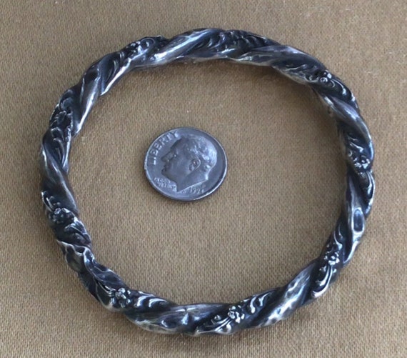 Sterling Silver Antique Twisted Floral Bangle Bra… - image 3