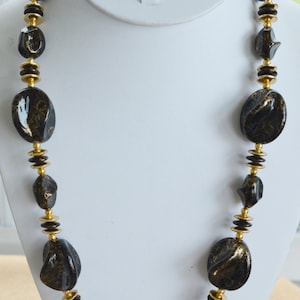 Pretty Vintage Black, Gold tone Plastic Beaded Necklace, 24&quot;
