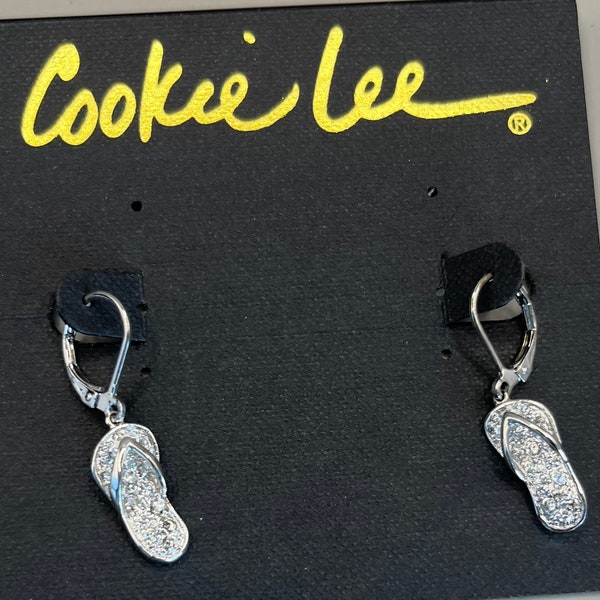 COOKIE LEE Crystal Flip Flop Pierced Earrings, Silver tone (V1)