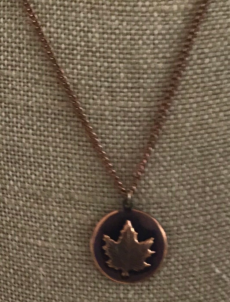 Vintage 18\u201d T7 Copper Maple Leaf Pendant Necklace Nature Autumn