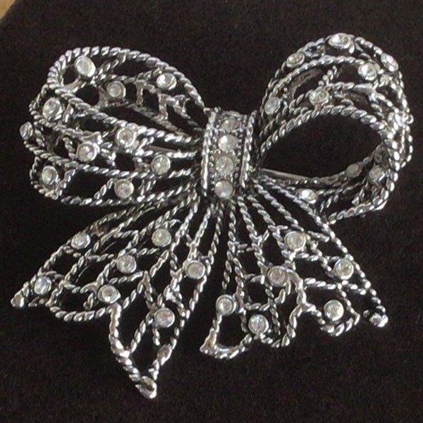 Rhinestone, Darkened Silver tone Bow Brooch, Pin, Vintage (J7)