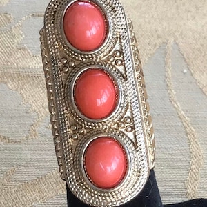 Faux Coral, Gold tone Statement Ring, Size 4-3/4 (AH7TB)