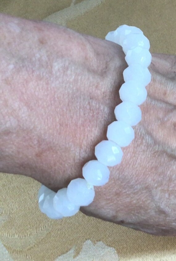 White Opaque Faceted Crystal Beaded Elastic Bracel