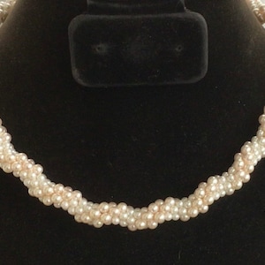 White Faux Pearl Twisted Necklace, 16-1/2”, Vintage (O14)