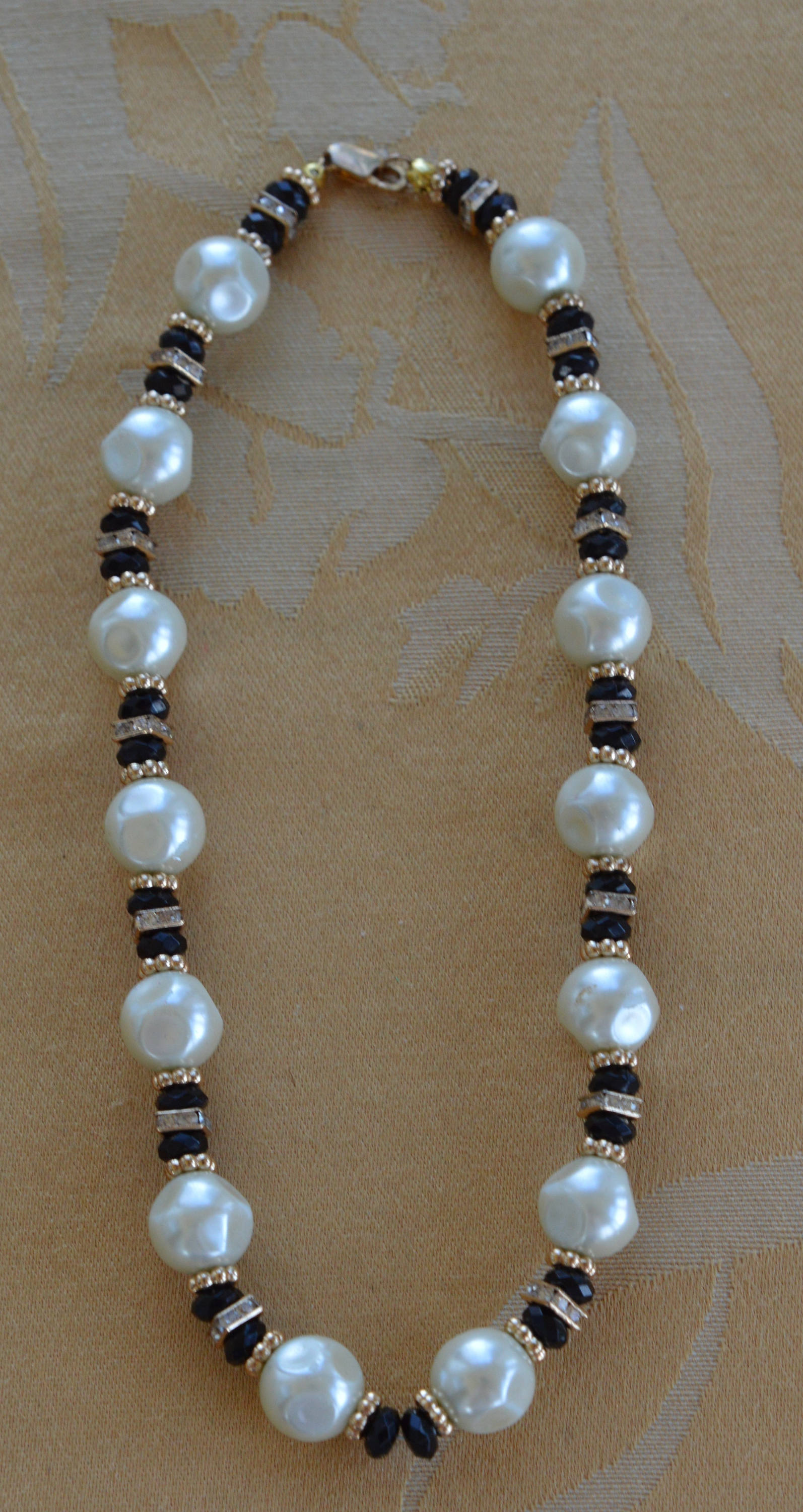 ONYX& PEARL NECKLACE MIDNIGHT◆HALEINE◆ Faux Pearl, Faux Onyx, Rhinestone Rondelle Necklace, Vintage