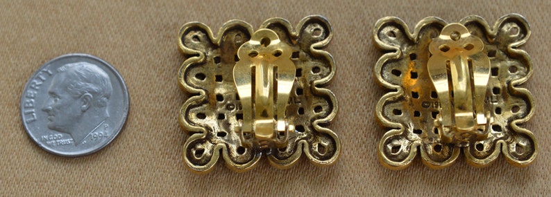 MMA Brass tone Woven Square Clip Earrings Vintage 1993 AJ7 Large
